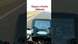 Acelerando CB1000R  ergueu a frete 218kmh [upl. by Florry]