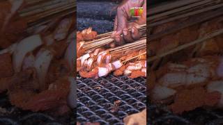 Brochettes de Viande Succulentes  Le Meilleur de la Street Food Camerounaise [upl. by Ttnerb]