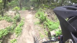 Aprendiendo a hacer Downhill en el ecoparque El Salvador [upl. by Aissatan229]