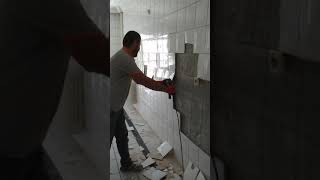 En kolay fayans sökümü ceramic tile removel Bad ceramic tile [upl. by Anelhtac783]