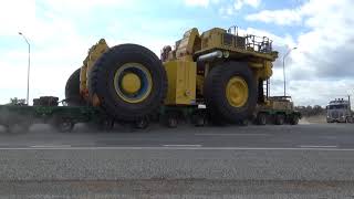 🚛 Doolans Heavy Haulage taking two Komatsu mining dump trucks to the Pilbara region [upl. by Ynaiffit924]