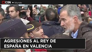 AGRESIONES al REY DE ESPAÑA y a PEDRO SÁNCHEZ en VALENCIA [upl. by Adnahsar]