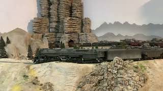 Rivarossi HO scale CampO H8 [upl. by Paco]