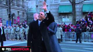 Watch President Obama and Michelle Obama Greet Visitors During Parade [upl. by Dalli43]