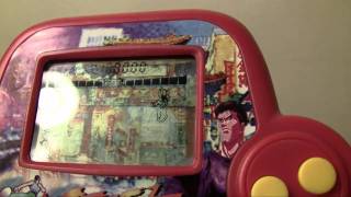 Street Hunter Handheld Review Street Fighter Ripoff [upl. by Subocaj519]