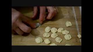 Come fare le Orecchiette pugliesi [upl. by Namhcan]