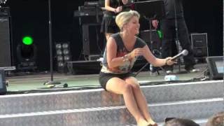 Jeanette Biedermann  Solitary Rose   HD HQ  Berlin Open Air 2011 07 [upl. by Cordelia355]