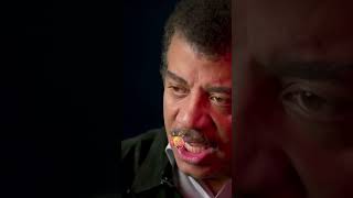 O Pouso na Lua foi FAKE Neil deGrasse Tyson responde shorts [upl. by Ynnod174]