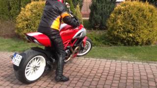 Ducati Diavel exhaust termignoni vs zard [upl. by Bathsheb230]