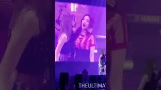 Lisoo moments Lisa kiss Jisoo twice [upl. by Graehl]