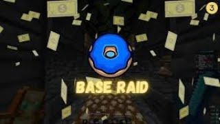 Raiding a big base on donutsmp 50 spawners [upl. by Mcconnell]