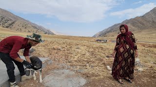 The Nomadic Life Pouring Soil on the Roof and Cooking  Short Documentary by Mohammad Reza amp Zainab [upl. by Sybil134]