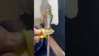 How to change radiator valves like a pro [upl. by Boorer]