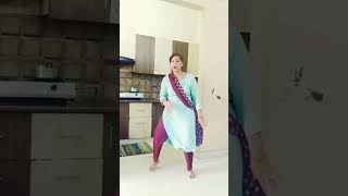 Main tane se pyari tu pyara Merashortshortstrending seema dance [upl. by Antoinetta189]