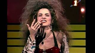 Gloria Trevi  Con Los Ojos Cerrados HD [upl. by Isawk132]