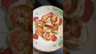 Would you like eating big size red sea prawns veryhealthy mostfamousfoodofdelhi seafoodrecipes 🦐🦐 [upl. by Warfold]