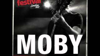 Moby  Extreme Ways iTunes Festival London 2011 [upl. by Kris]