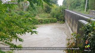 Molteno Bene Comune segnala sedimenti nel torrente Bevera nei pressi del ponte ferroviario [upl. by Akcimat]