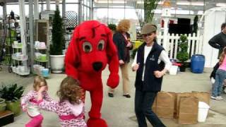 Dancing with Clifford the Big Red Dog [upl. by Atoked]