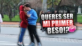 BUSCANDO MI PRIMER BESO EN LA CALLE [upl. by Marena]