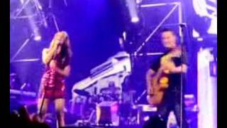 Alejandro Sanz y Shakira Te lo agradezco pero no [upl. by Akered786]