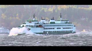 Mukilteo ferry in 50 mph windstorm [upl. by Rovert]