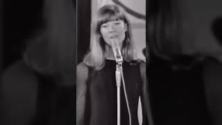 Françoise Hardy  Tous les garçons et les filles  1962 [upl. by Eem]