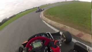 Karting  X30 vs KZ125 [upl. by Nnylhtak348]