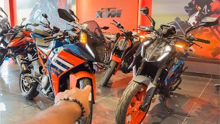 2025 All New KTM Duke 390 vs RC 390 Full Comparison Review [upl. by Nerraf]