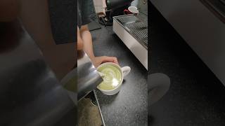 Matcha latte latteart matchalatte hotdrink [upl. by Lou]