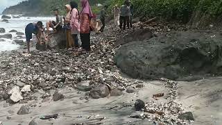 wiSAta panTai MengaNti di waKtu Libur Lebaran [upl. by Anirt]