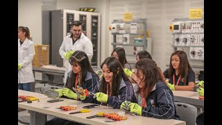 Celebración del Día Internacional de las Niñas en las TIC en INACAP Sede Iquique [upl. by Josepha553]