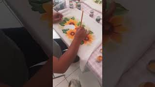 pintando girasoles y manzanas 🍎🎨 pinturaentela pintura manzanas pinturatextil [upl. by Dremann]