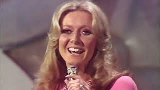 Clodagh Rodgers  Jack in the box EUROVISION 1971 WIDESCREEN [upl. by Llerdnad]