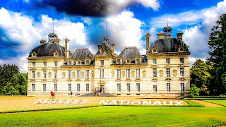 A Look Around the Château de Cheverny Loire Valley France [upl. by Akinert910]