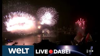 LIVE DABEI Silvester in Sydney  So begrüßt Australien das neue Jahr 2021 [upl. by Eisdnyl]