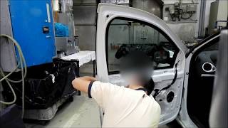 Tuto démontage poignée de porte Renault Clio 3disassembly door handle Renault Clio 3 [upl. by Ava]