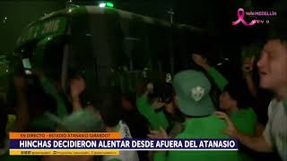 Así fue la llegada del bus de Atlético Nacional al Atanasio previo al partido contra el Cali [upl. by Asenab]