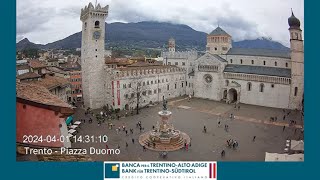 Trento live cam  centro città Piazza Duomo [upl. by Stefania]