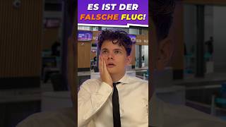 Ich beim FLUGHAFEN CHECK IN ✈️ youtube viral comedy subscribe funny tiktok shorts video [upl. by Ludovika259]