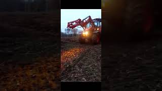 Późna jesienna 🍁 orka🚜 u PrzemoGrDerc oporowo kubota kverneland orka jesień strobo [upl. by Ennovad]