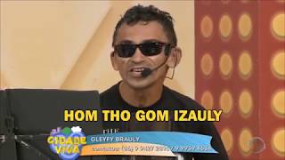 Gleyfy Brauly canta Can I Hold You  Tracy Chapman no Cidade Viva  Legendado [upl. by Humph489]