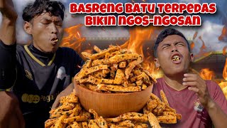 BASRENG SEKERAS BATU TERPEDAS DI BUMI vs SEPAKBOLA [upl. by Lucita]