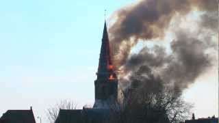 Hevige brand verwoest SintNiklaas kerk te Westkapelle [upl. by Anwahsak]