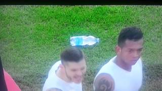 TIFOSI DELLINTER RIFIUTANO LA MAGLIA DI MAURO ICARDI  SCENA COMPLETA [upl. by Eliseo]