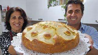 Torta di mele soffice al mascarpone  Ricetta [upl. by Jaquenetta]