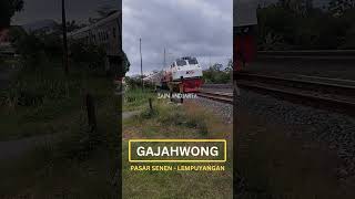 Gajahwong Membawa Kereta Priority viral shorts [upl. by Jakie]