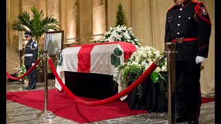 Jean Doré en chapelle ardente à lHôtel de ville de Montréal [upl. by Abran]