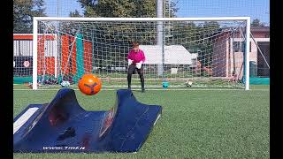 SGpreparatoreportieri Leonardo VS Deviatore training for young goalkeepers 07092024 [upl. by Burdett]