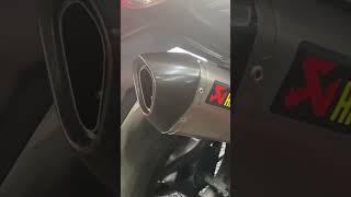 Yamaha T max 500 exhaust Akrapovic sound [upl. by Atinrahs]